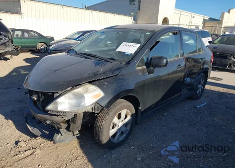 2010 Nissan Versa 1.8S z USA, uszkodzony, nr VIN 3N1BC1AP5AL423732